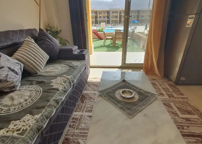 Apartment قريه بورتو السخنه *